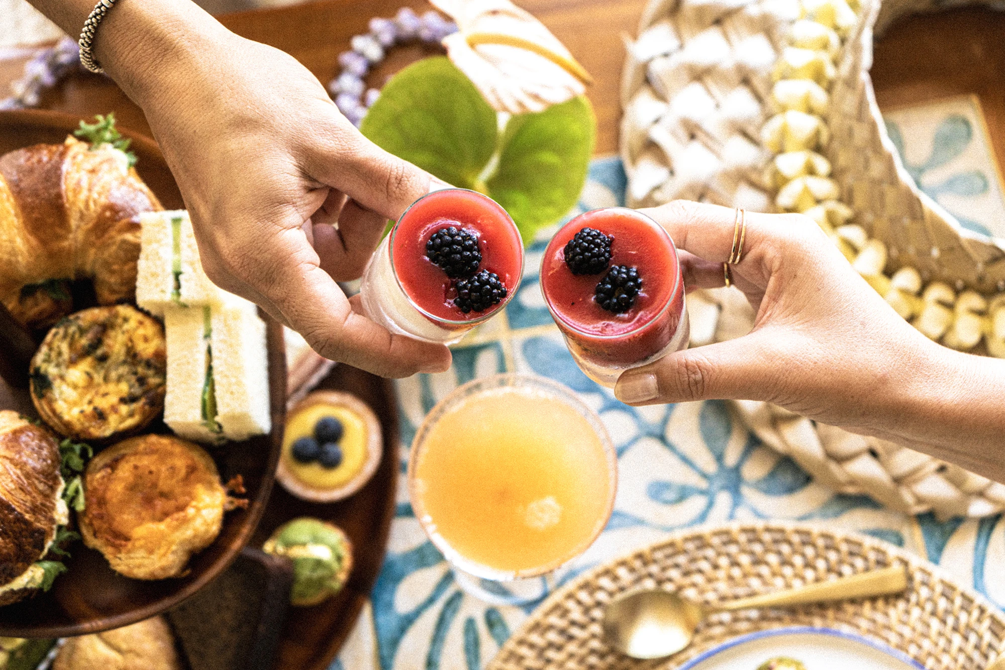 Yogurt parfaits with fresh berries